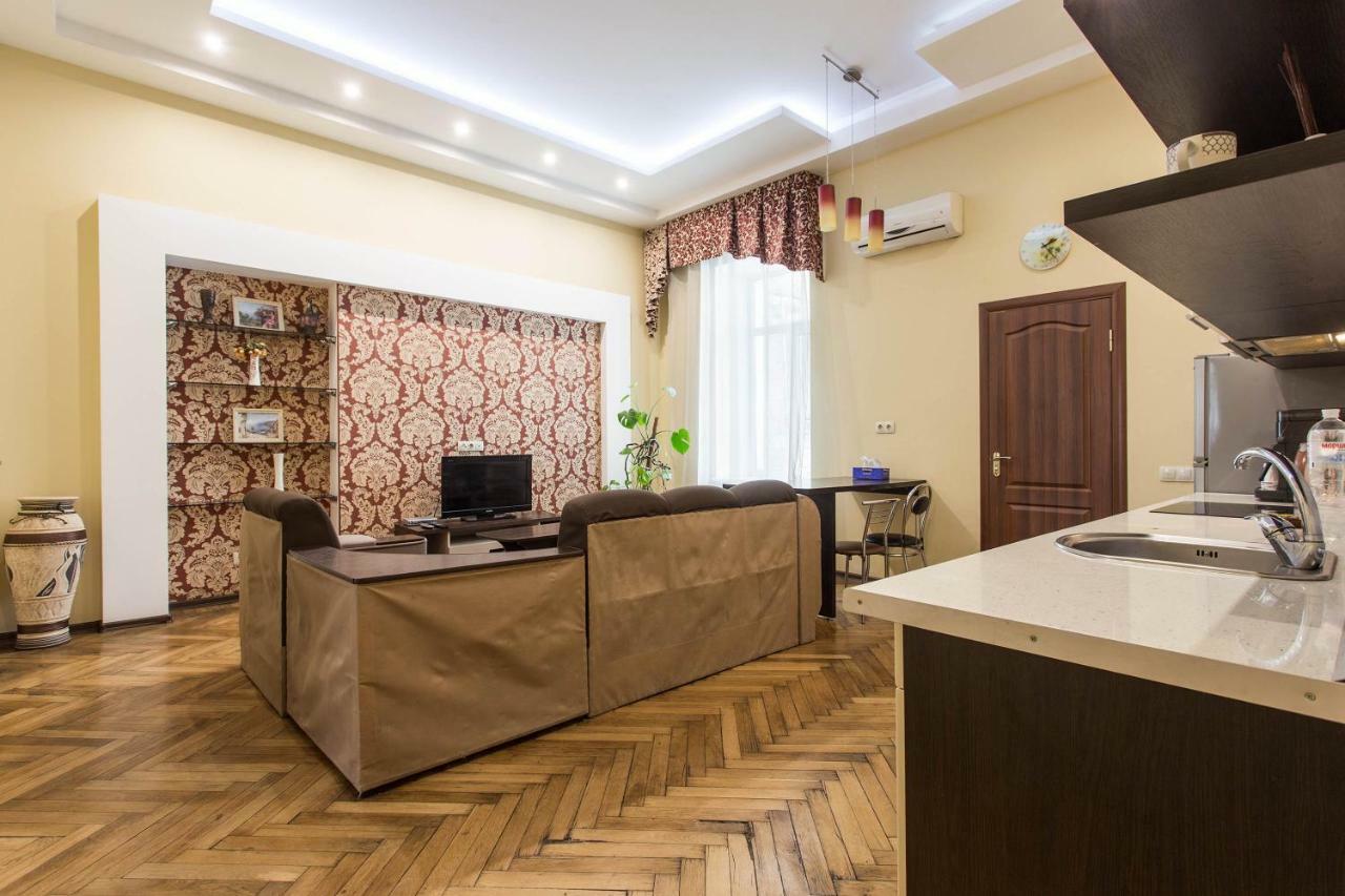 Odessa 3Bedroom Deribas Apartment エクステリア 写真