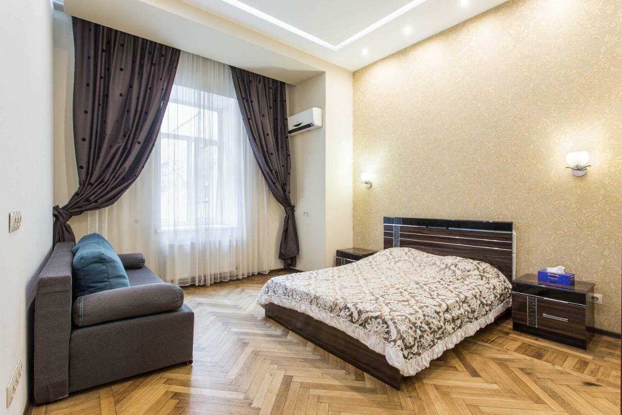 Odessa 3Bedroom Deribas Apartment エクステリア 写真